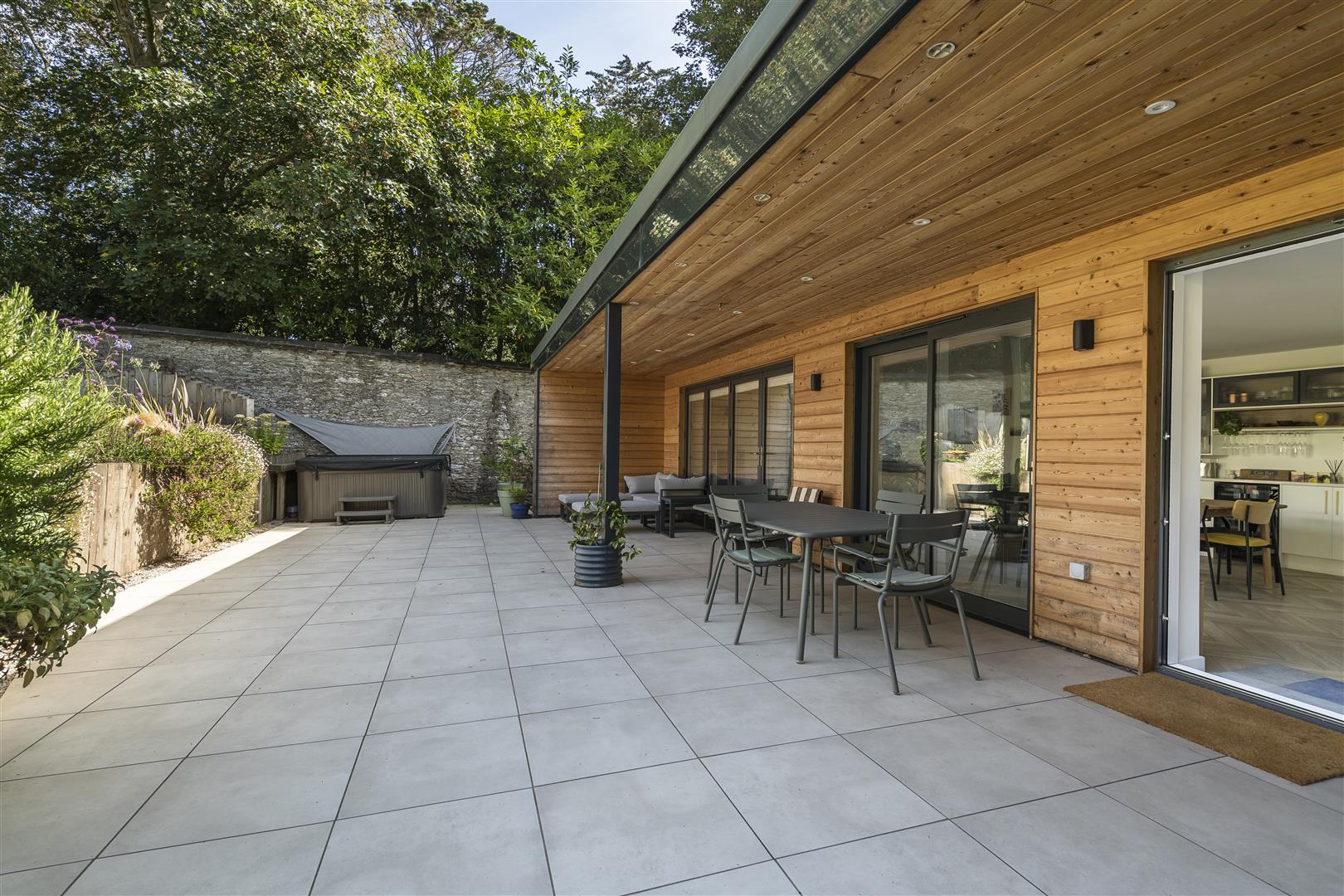 Penmere Drive, Falmouth
